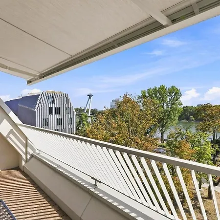 Apartmán Modern Vydrica With Balcony & River View *