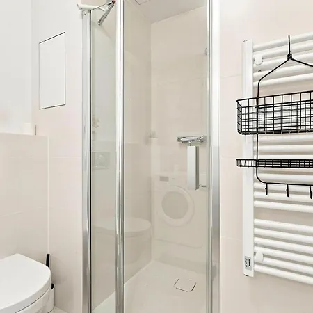 Modern Vydrica With Balcony & River View * 布拉迪斯拉发